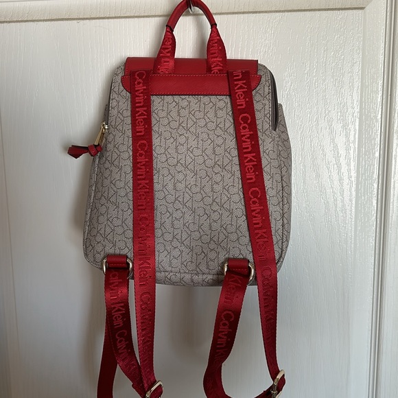 Calvin Klein mini backpack/purse - Picture 5 of 7